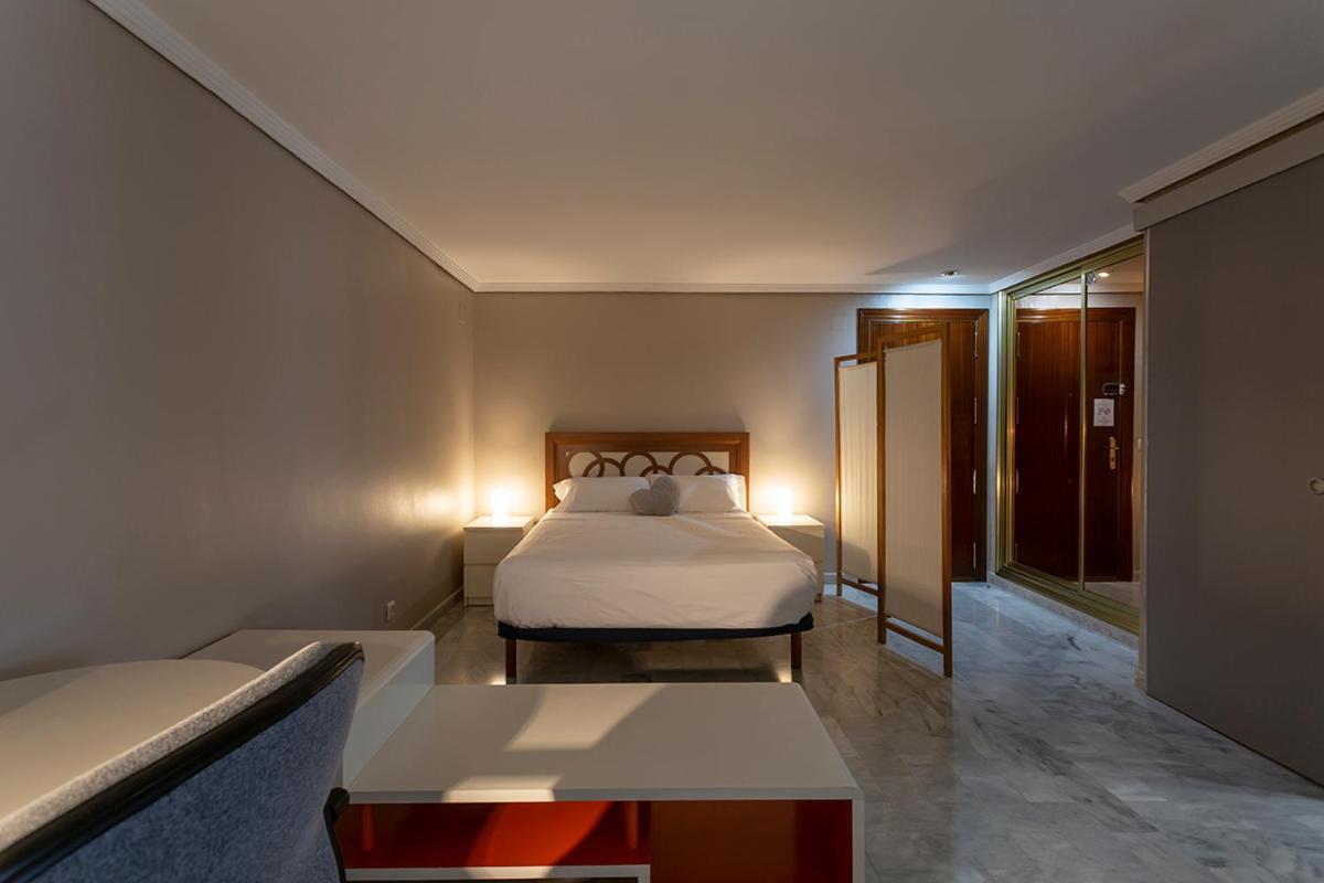 Francos 3 Sevilla Urban Apartment Eksteriør bilde